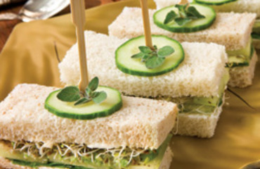 Sandwich de palta y pepino