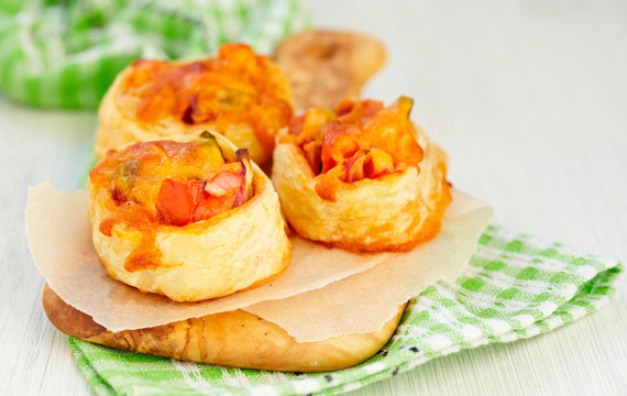 Tarteletas de jamón, queso y champiñón