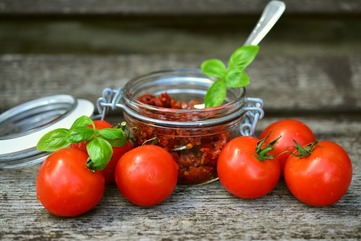 Tomates secos: ¡Sabemos para qué sirven y cómo prepararlos correctamente! - imagen No. 1